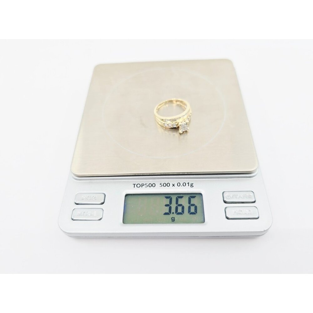 10K Solid Yellow Gold Round, Baguette & Princess Cut Diamond Ring - Size 7.50 - Picture 16 of 16